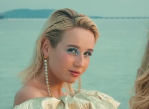 Фанаты заподозрили Клаву Коку в беременности