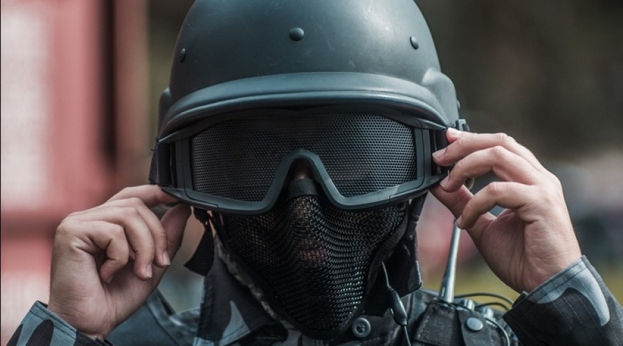 В свердловских городах начались обыски после допроса свердловского экс-министра ЖКХ