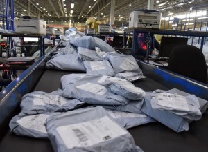 Руководство екатеринбургской таможни не согласилось с закрытием пункта сортировки посылок в Кольцово