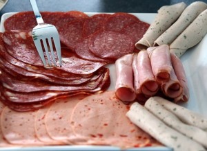 В свердловских магазинах ищут колбасу, заражённую африканской чумой