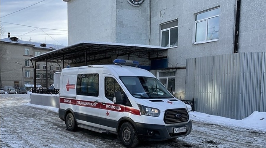 Быстрыкин взял на контроль дело о нападении пьяного свердловчанина на медика скорой