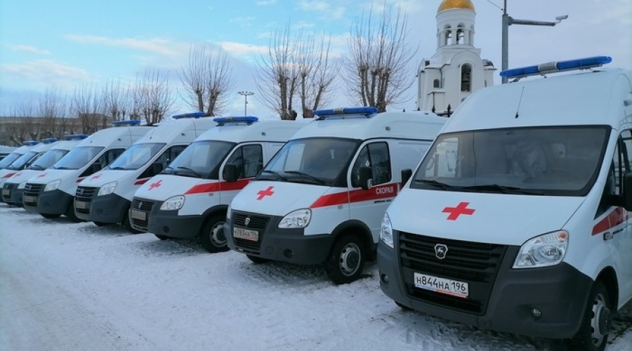 В свердловском Минздраве опровергли дефицит медиков скорой в Екатеринбурге вчера в 11:48