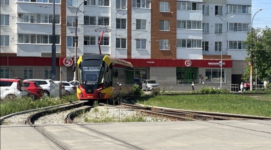 В Екатеринбурге изменят маршруты сразу восьми трамваев