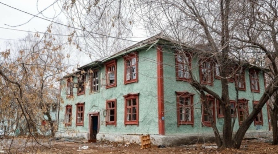В Екатеринбурге начали снос домов в квартале за улицей Челюскинцев