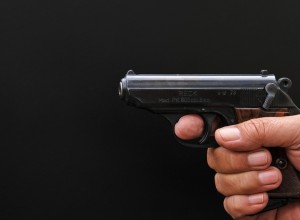 Под Екатеринбургом уральцы испугались звуков выстрелов