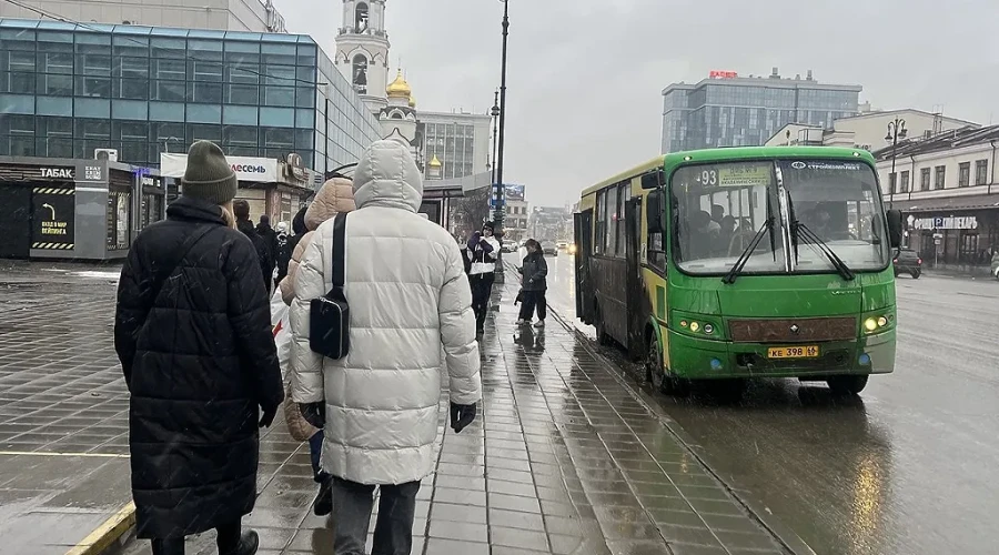 Перевозчиков в Екатеринбурге оштрафуют на 700 тысяч за водителей, которые сорвали расписание в пятницу