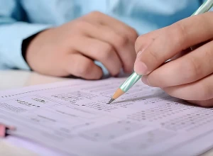 ЕГЭ полностью перенесут на лето