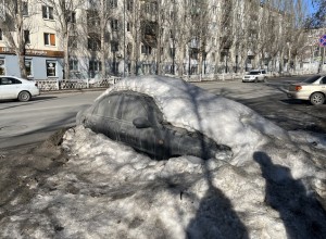 В Екатеринбурге предложили отправить машины свердловчан на СВО. Какие именно?