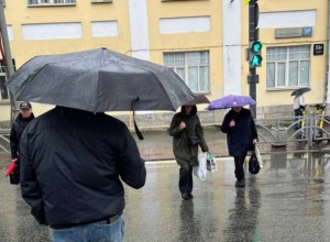 Свердловские спасатели выпустили экстренное предупреждение из-за сильного ветра