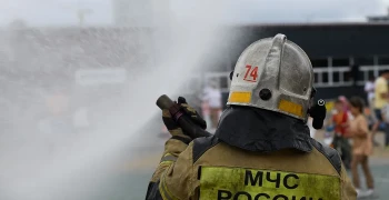 Пожарные внезапно устроили пролив в жаркий день для екатеринбуржцев