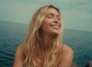 Вера Брежнева сообщила о разводе с Меладзе