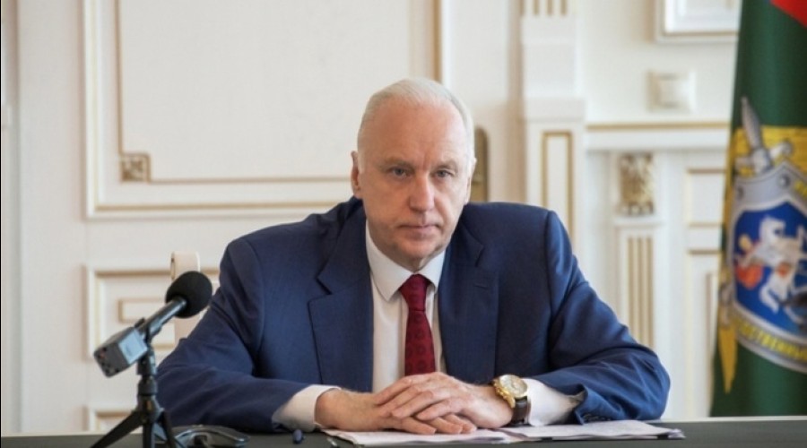 Александр Бастрыкин поручил возбудить дело против школьников, избивших парня битой в Екатеринбурге