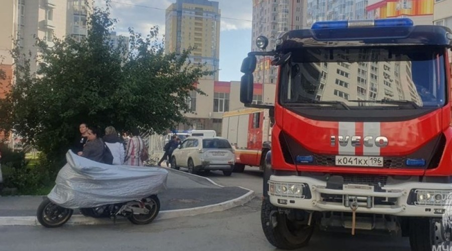 Умер мужчина, пострадавший при взрыве в доме Екатеринбурга