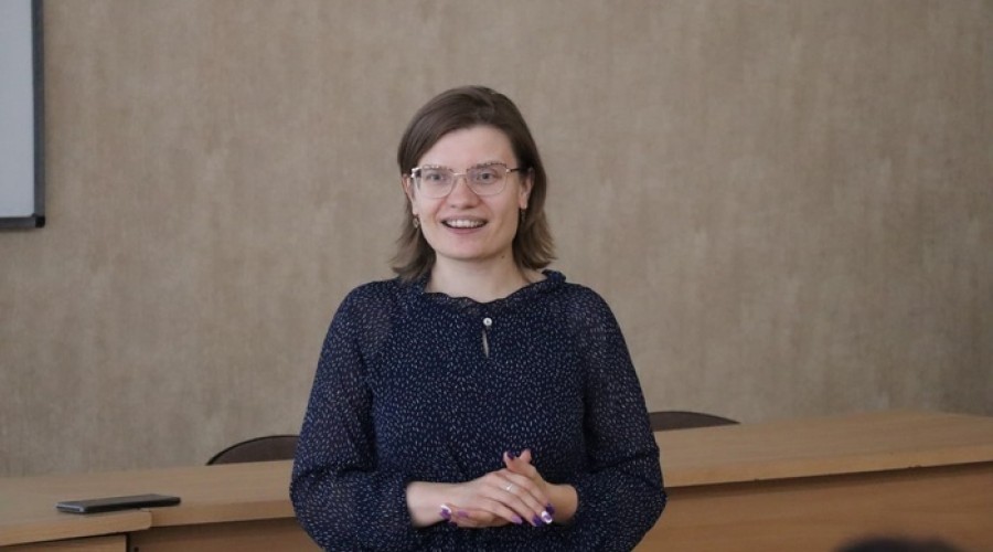 Задержанную ФСБ экс-главу свердловского «Движения первых» отпустили