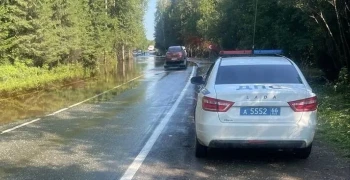 Госавтоинспекция сняла запрет на проезд по свердловской трассе