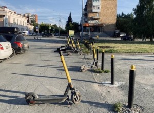 Известный сервис кикшеринга ввел в Екатеринбурге шлемы для пользователей