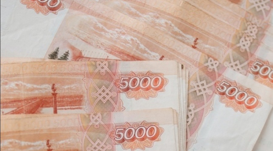 Названа средняя зарплата в Свердловской области