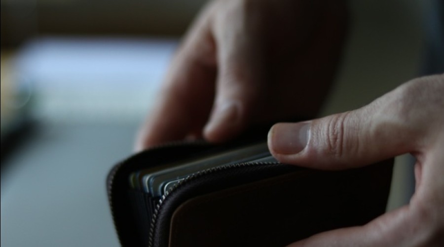 Почти половина свердловчан признались, что им не хватает зарплаты на основные нужды